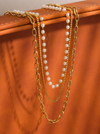 Cadeaux Necklace
