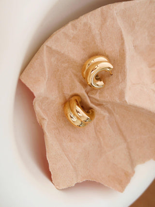 Emma Earrings Gold