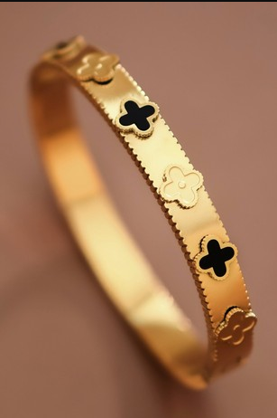 Naomi Bangle